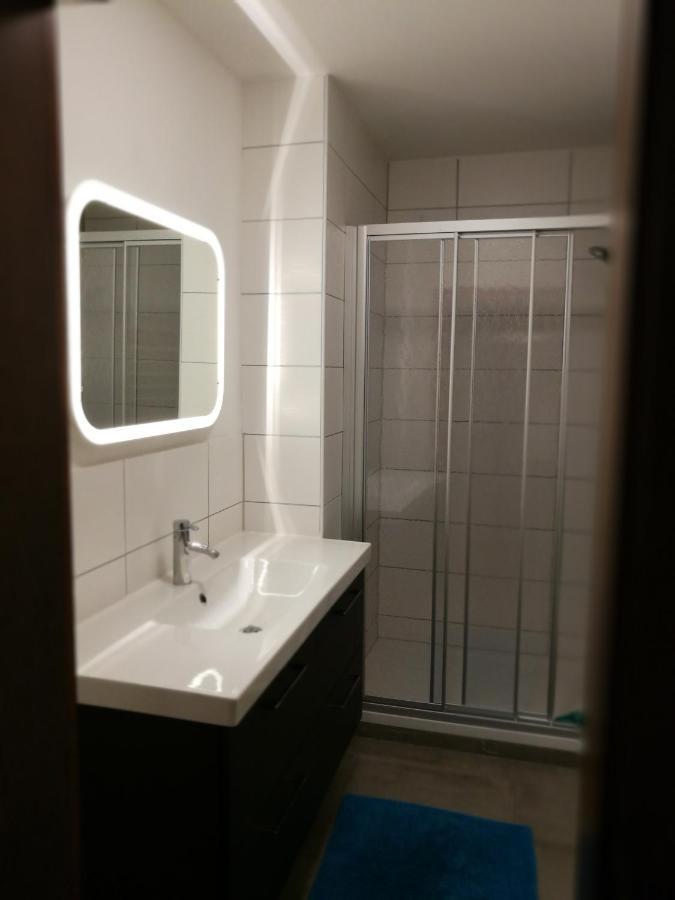 Gemuetliche Wohnung 10 Minuten Vom See Entfernt Zell am See Exteriér fotografie