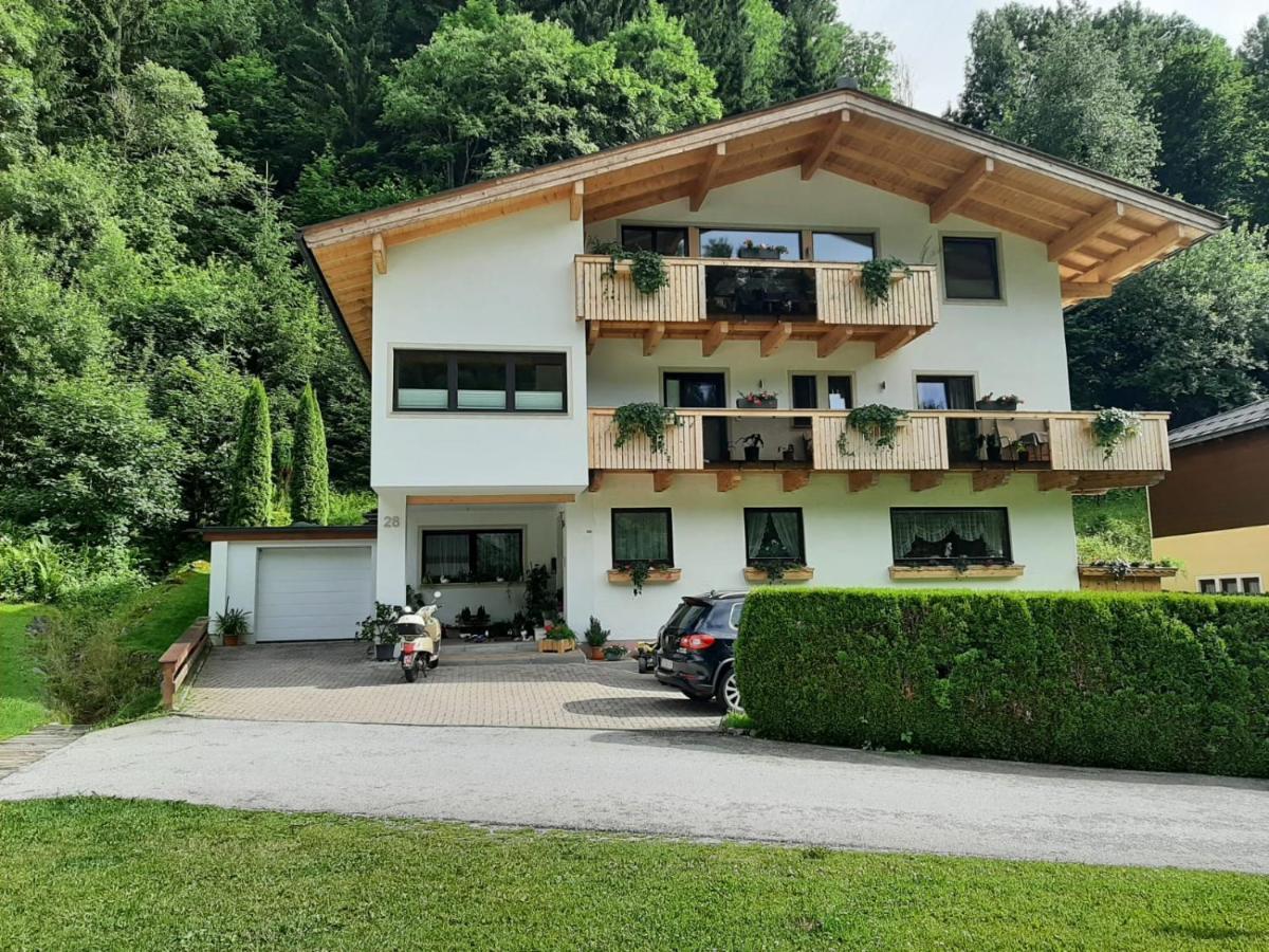 Gemuetliche Wohnung 10 Minuten Vom See Entfernt Zell am See Exteriér fotografie